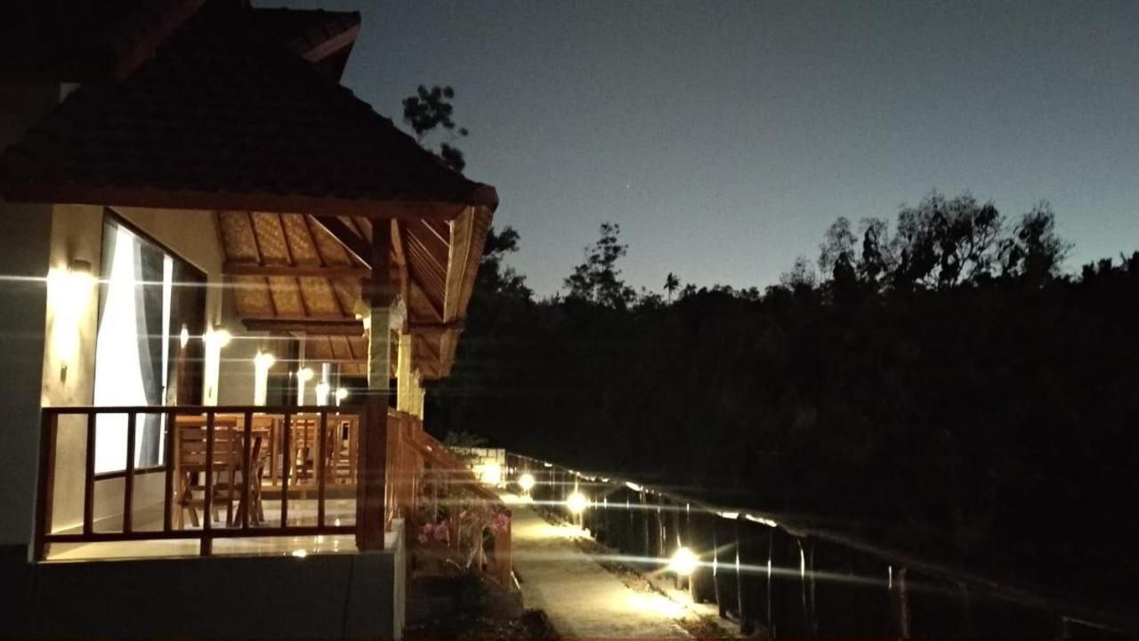 Vina Bungalow Toyapakeh Εξωτερικό φωτογραφία